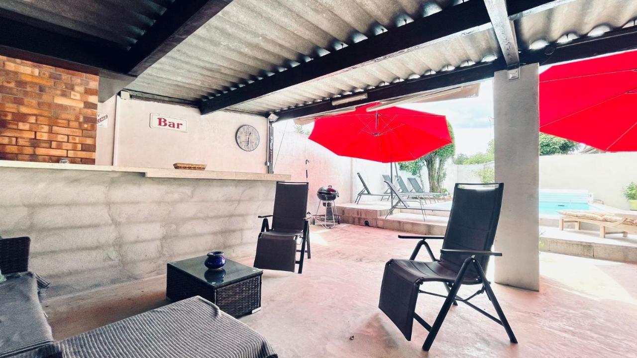 Chez Eric Et Marine Villa Robion en Luberon Exterior photo